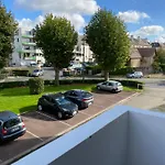 Bel Spacieux ,convivial De 3 Avec Parking Prive Secure *