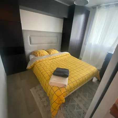 Apartament Bel Spacieux ,convivial De 3 Avec Parking Prive Secure