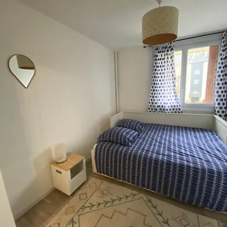 Bel Spacieux ,convivial De 3 Avec Parking Privé Sécure * Caen
