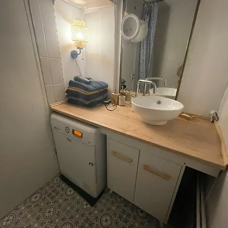 Apartament Bel Spacieux ,convivial De 3 Avec Parking Prive Secure Caen