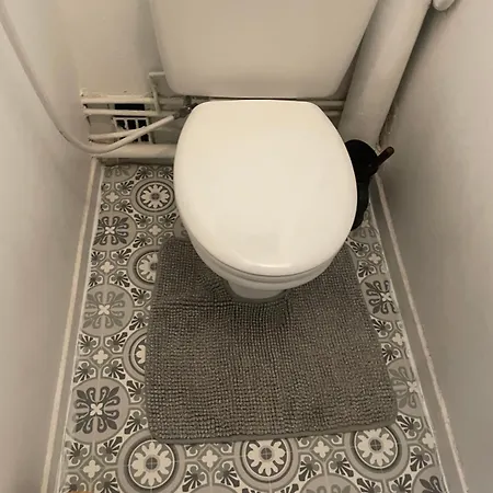 Apartment Bel Spacieux ,convivial De 3 Avec Parking Prive Secure
