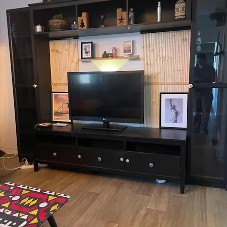 Apartmán Bel Spacieux ,convivial De 3 Avec Parking Prive Secure