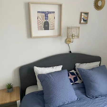 Apartment Bel Spacieux ,convivial De 3 Avec Parking Prive Secure
