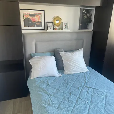 Bel Spacieux ,convivial De 3 Avec Parking Prive Secure Apartmán Caen