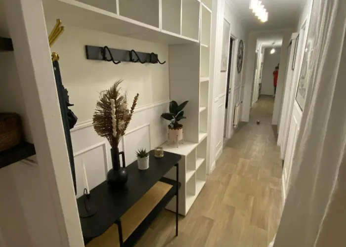 Bel Spacieux ,convivial De 3 Avec Parking Prive Secure * קאין