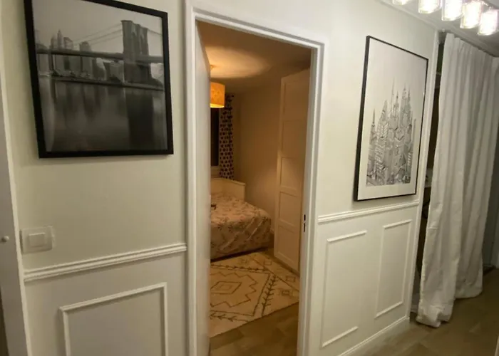 דירה Bel Spacieux ,convivial De 3 Avec Parking Prive Secure