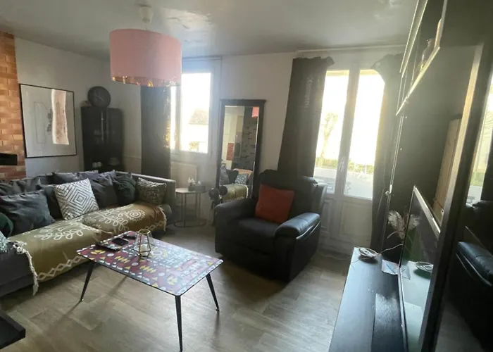 Bel Spacieux ,convivial De 3 Avec Parking Prive Secure * Caen