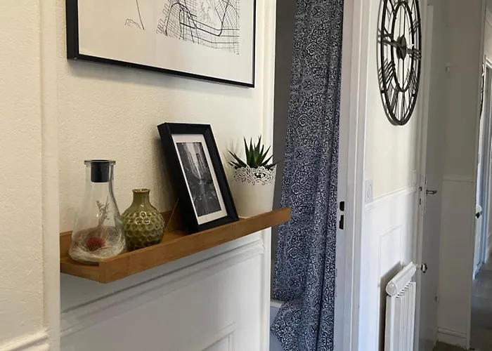 Bel Spacieux ,convivial De 3 Avec Parking Prive Secure קאין