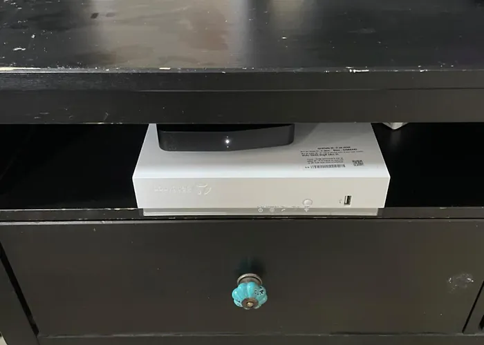 Bel Spacieux ,convivial De 3 Avec Parking Prive Secure דירה *