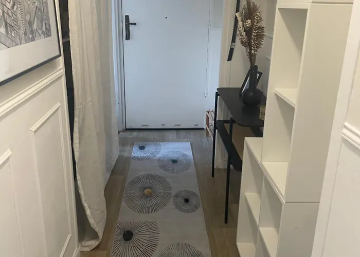 Bel Spacieux ,convivial De 3 Avec Parking Prive Secure