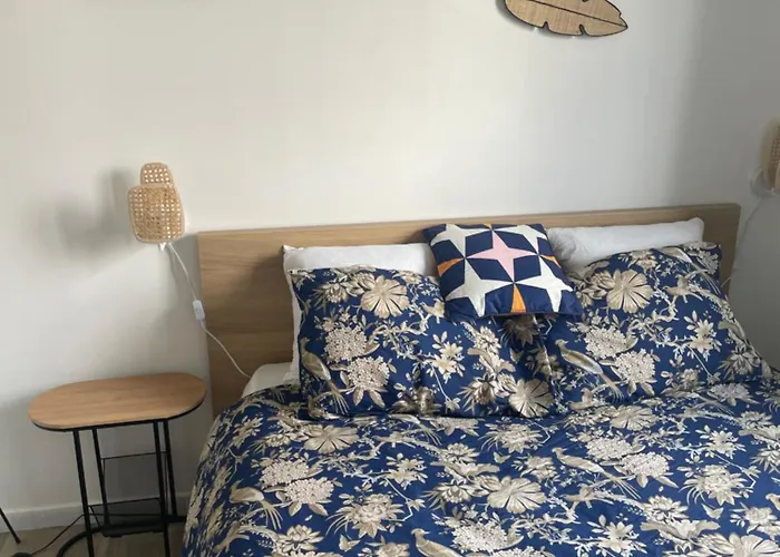 Bel Spacieux ,convivial De 3 Avec Parking Prive Secure